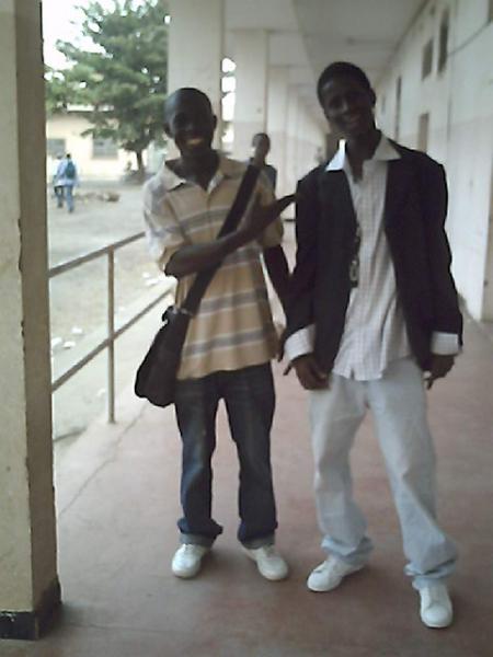 E-LAY ET DISS
